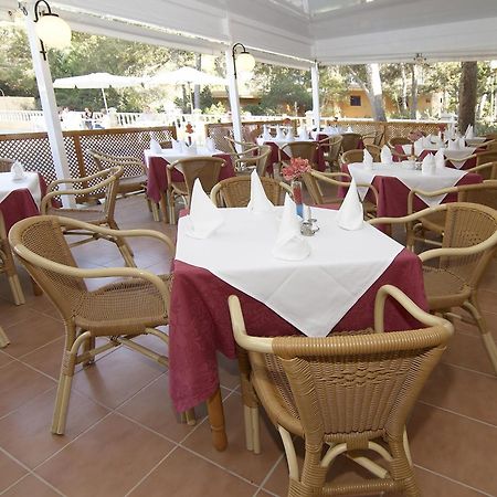 Ses Eufabietes Apartments&Restaurant Playa Migjorn Exterior foto